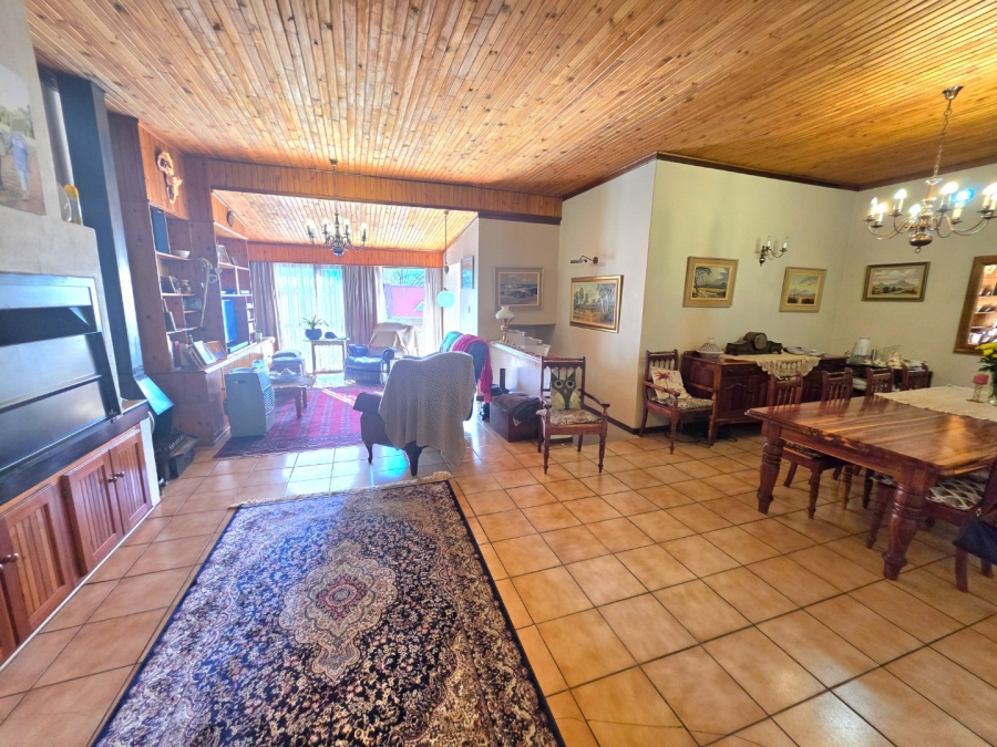 8 Bedroom Property for Sale in Bethlehem Free State